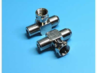 Зображення Перехідник штекер F - 2F-гнізда у категорії Телевізійні перехідники