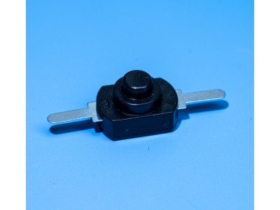 Зображення Кнопка ліхтаря 12х8 мм||  чорна з фіксацією у категорії Кнопки