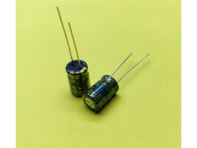 Зображення 1000мкф 10в 105С || Конденсатор 8 х12 мм у категорії КОНДЕНСАТОРИ