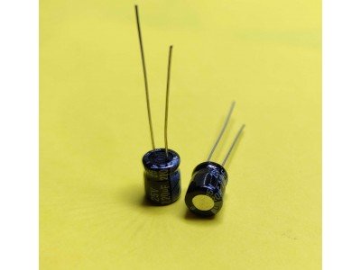 Зображення 220мкф 25в 105С || конденсатор 6x7 у категорії КОНДЕНСАТОРИ