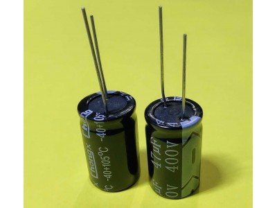 Зображення 47мкф 400в*105С || 16x25 мм Конденсатор у категорії КОНДЕНСАТОРИ