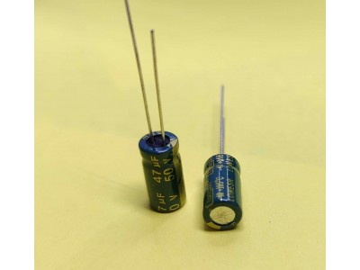 47мкф 50в 105C || Конденсатор  6x8