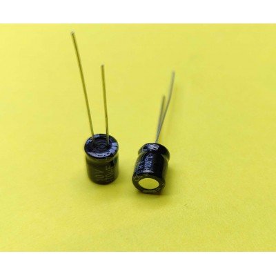 Зображення 470мкф 10в 105C || Конденсатор 6х7 у категорії КОНДЕНСАТОРИ