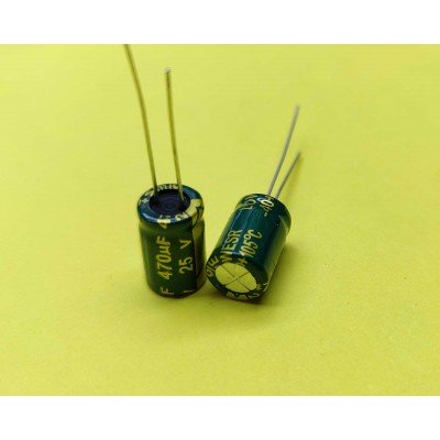 Зображення 470мкф 25в 105С ||Конденсатор  8x14 у категорії КОНДЕНСАТОРИ