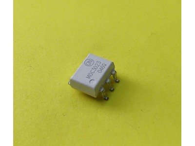 Зображення MOC3023M ||  SOP-6 оптопара із симісторним виходом у категорії ОПТОПАРИ