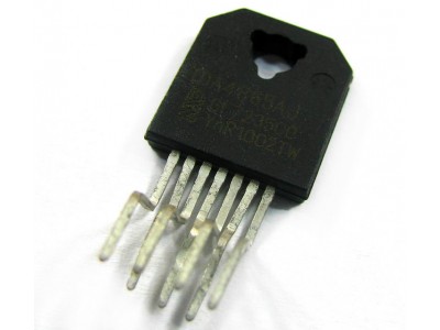 Зображення TDA4865AJ || Драйвер управління вертикальної розгортки DBS7P у категорії TDA